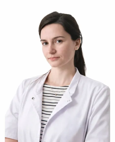 Dr. Vandra Raluca Evelina